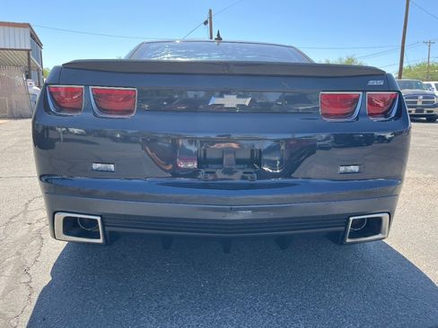 Used 2013 Chevrolet Camaro SS RWD image 6