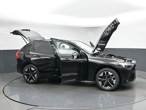 New 2026 Volvo XC60 B5 Ultra w/ Protection Package Premier AWD/4WD image 49