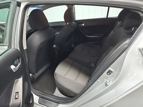 Used 2017 Kia Forte LX FWD image 32