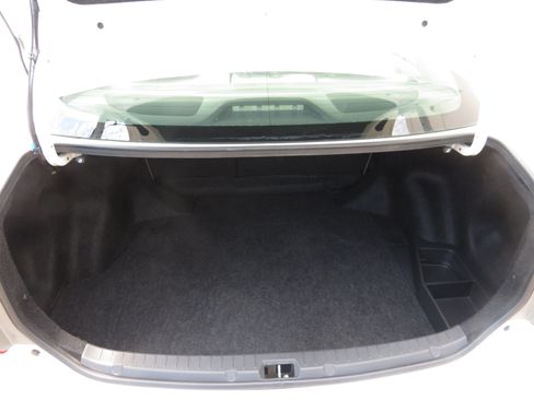 Used 2010 Toyota Corolla FWD image 28