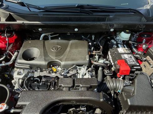 Used 2020 Toyota RAV4 LE w/ All Weather Liner Package AWD/4WD image 22