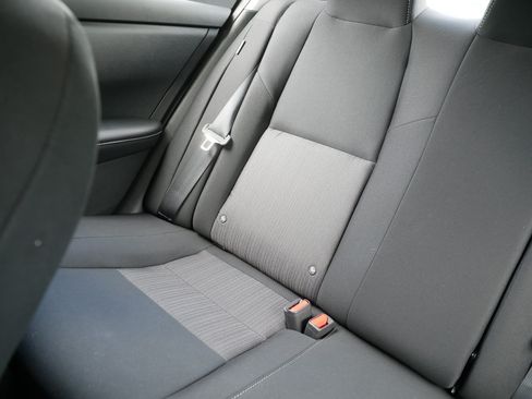 Certified 2023 Nissan Sentra SV FWD image 12