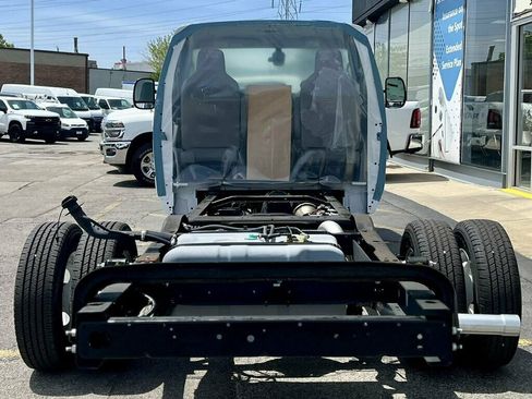 Used 2024 Ford E-350 and Econoline 350 Super Duty w/ Driver's Safety Package RWD image 25
