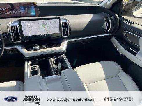 New 2026 Ford Expedition Max Platinum AWD/4WD image 15
