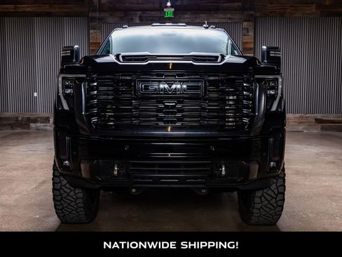 Used 2024 GMC Sierra 2500 Denali Ultimate image 4