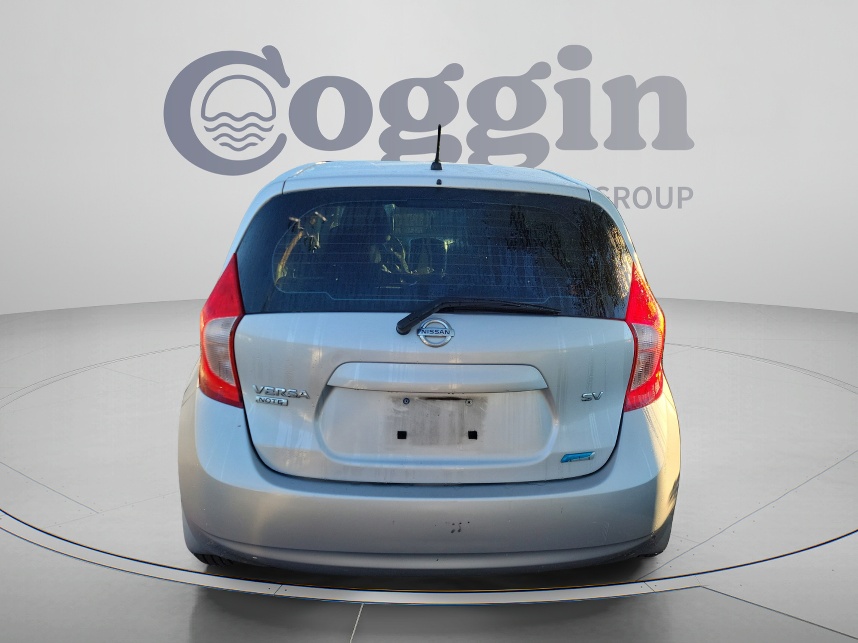 Used 2015 Nissan Versa Note SV FWD image 3