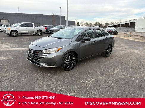 Certified 2025 Nissan Versa SR w/ Trunk Package image 2