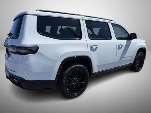 New 2026 Jeep Grand Wagoneer Limited AWD/4WD image 3