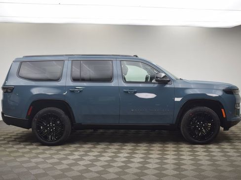 New 2026 Jeep Grand Wagoneer Limited AWD/4WD image 3