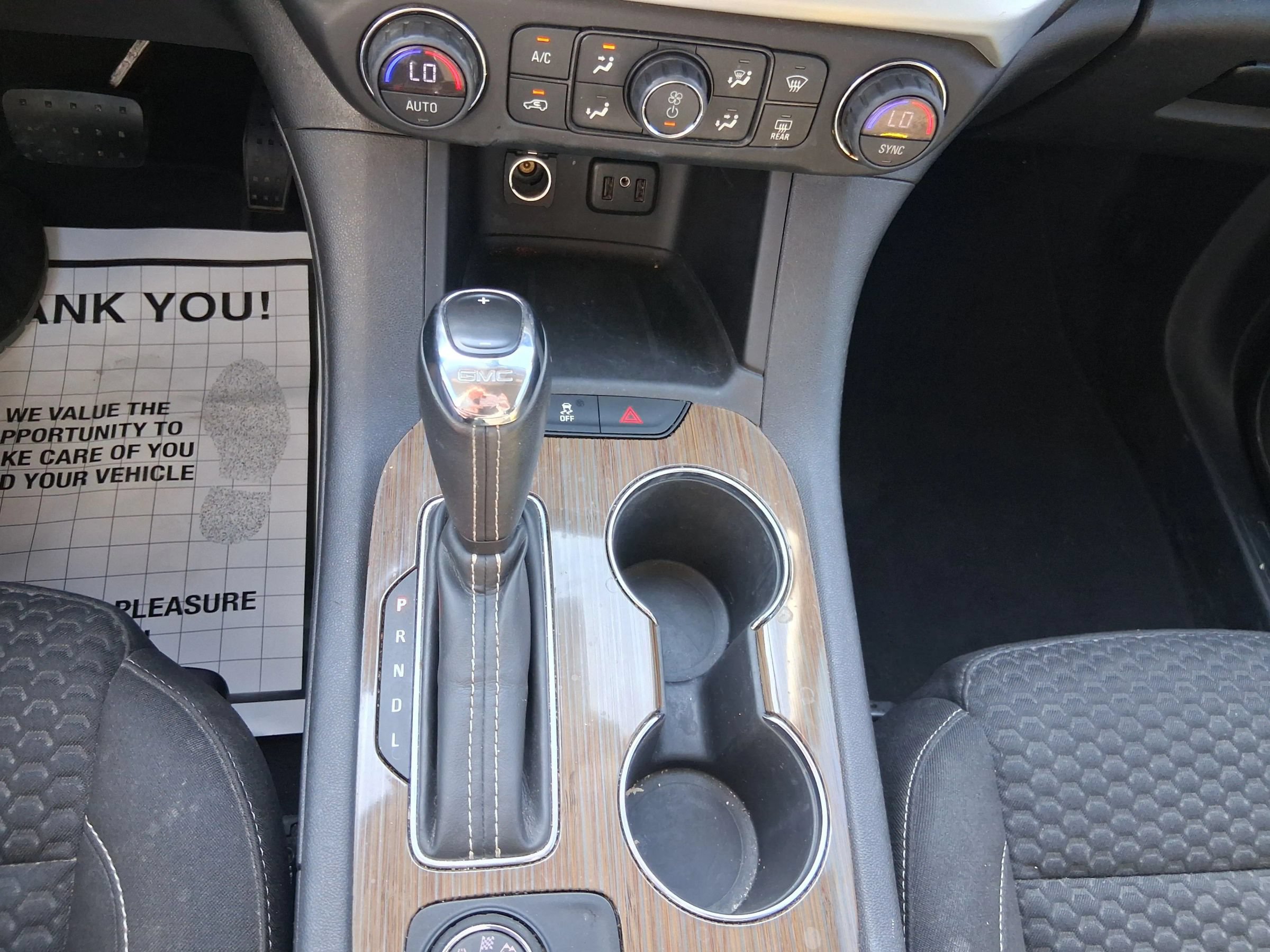 Used 2019 GMC Acadia SLE AWD/4WD image 46