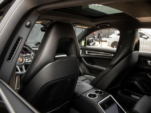 Certified 2020 Porsche Panamera 4S Executive AWD/4WD image 27