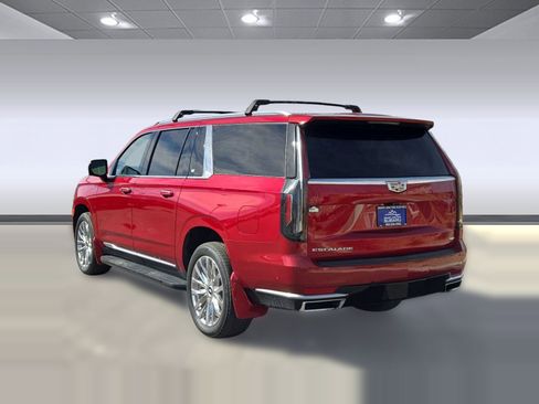 Used 2021 Cadillac Escalade ESV Premium Luxury w/ Performance Package image 3