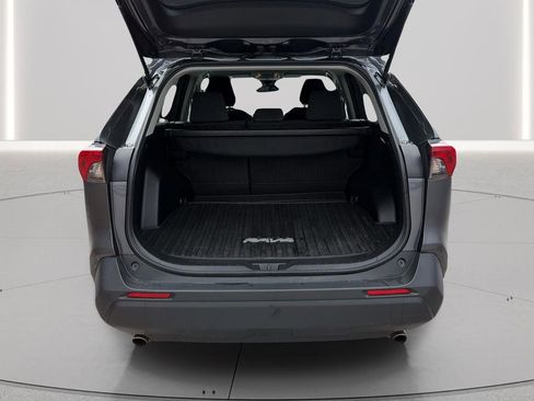 Used 2020 Toyota RAV4 LE w/ All Weather Liner Package image 16