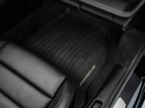 Used 2020 Porsche 911 Carrera image 27