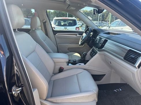 Used 2022 Volkswagen Atlas SEL AWD/4WD image 9
