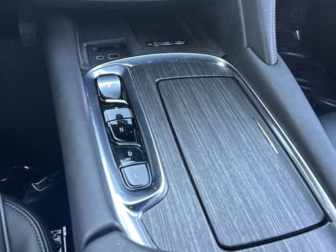 Used 2023 Buick Enclave Avenir w/ Avenir Technology Package image 29