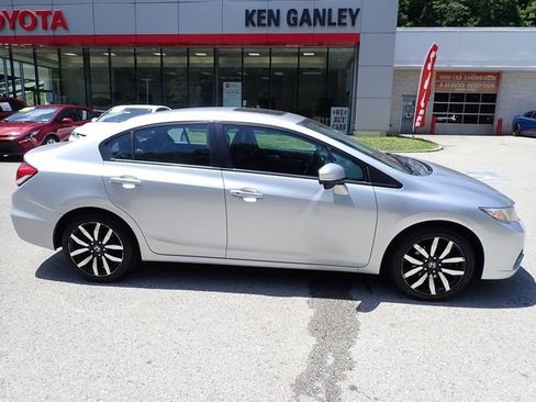 Used 2015 Honda Civic EX-L image 2