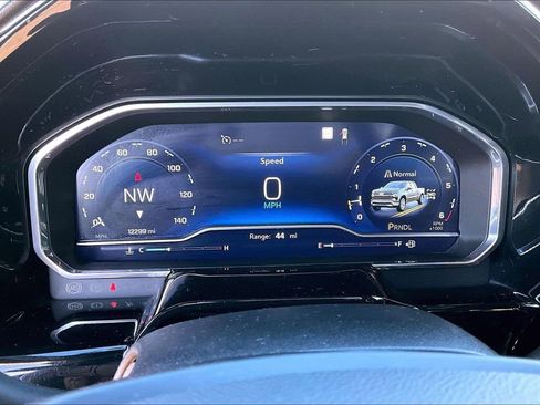 Used 2023 Chevrolet Silverado 1500 LT image 14