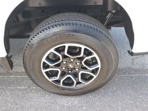 Used 2022 Ford F150 XLT w/ Equipment Group 302A High AWD/4WD image 16