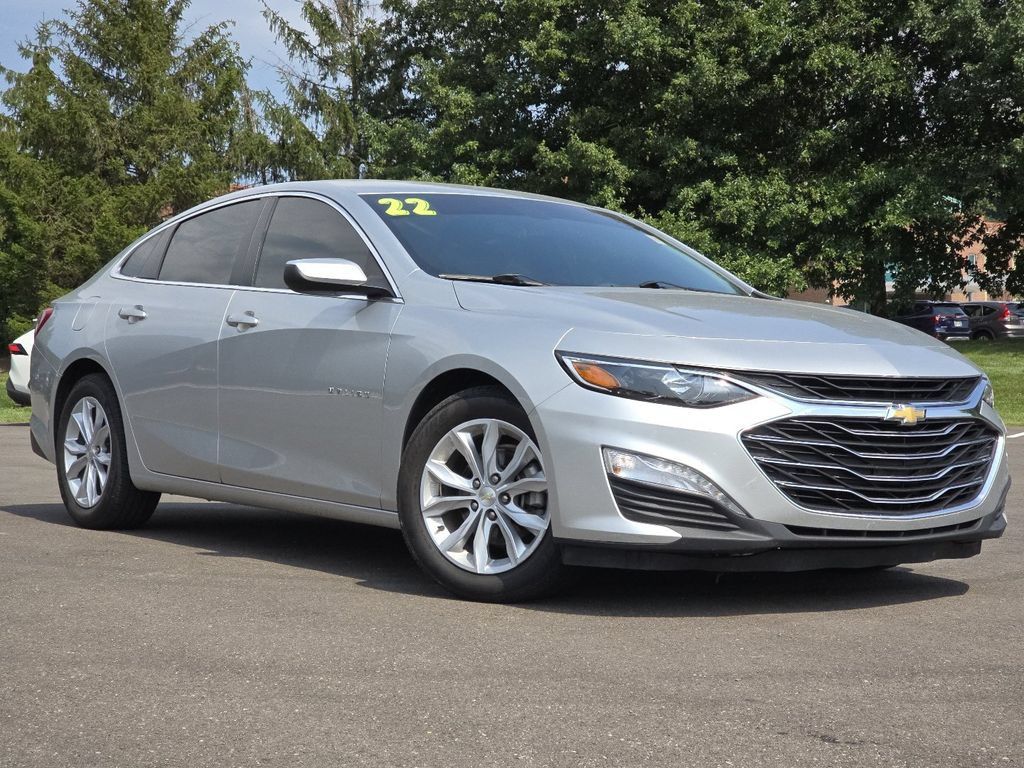 Used 2022 Chevrolet Malibu LT FWD image 2