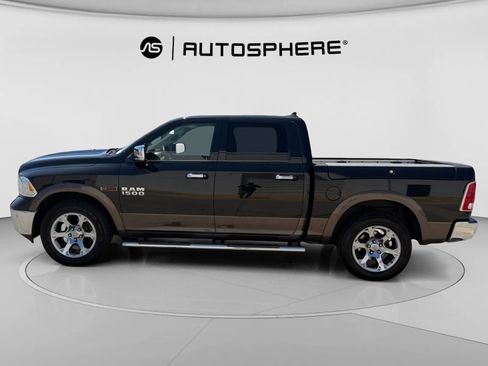Used 2018 RAM 1500 Laramie w/ Convenience Group AWD/4WD image 5