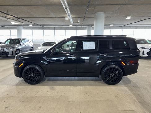 Used 2024 Hyundai Santa Fe Calligraphy image 5