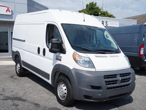 Used 2018 RAM ProMaster 1500 FWD image 3