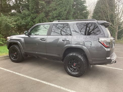 Used 2023 Toyota 4Runner TRD Off-Road Premium w/ Off Road Premium Plus Package image 12