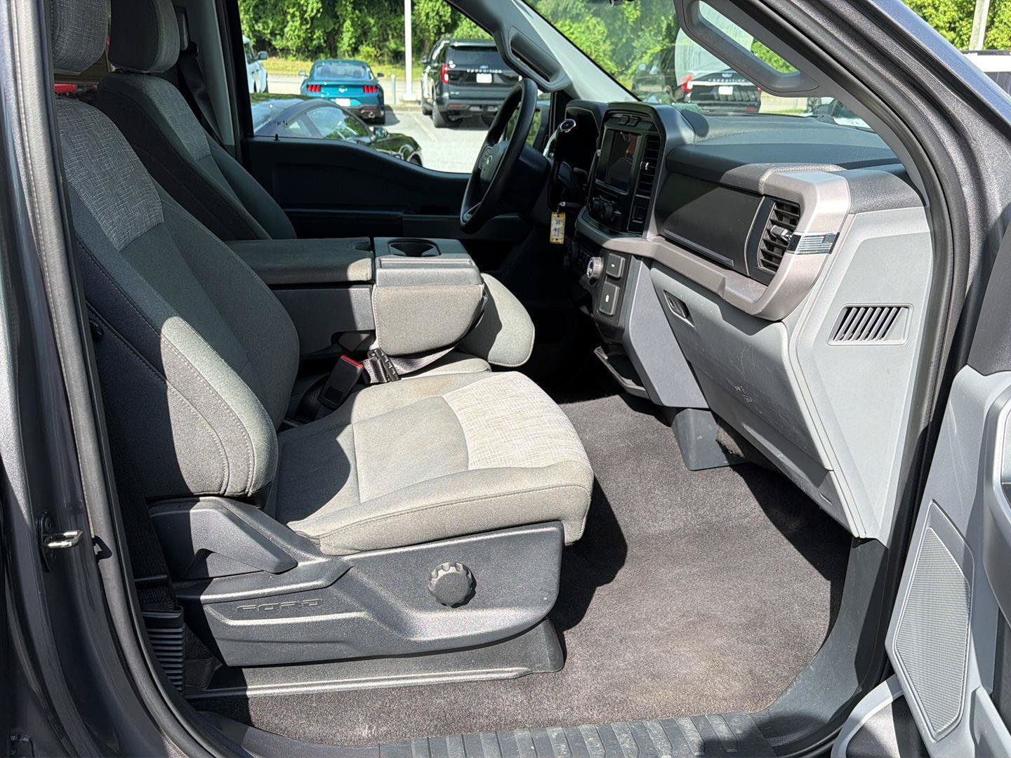 Used 2023 Ford F150 XLT AWD/4WD image 13