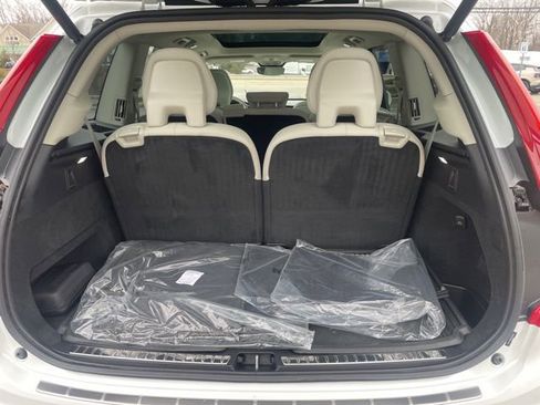 Certified 2024 Volvo XC90 B5 Core w/ Protection Package Premier image 10