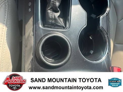 Used 2019 Ford Explorer XLT w/ Equipment Group 202A FWD image 19