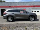 Used 2018 Toyota Highlander Limited image 2