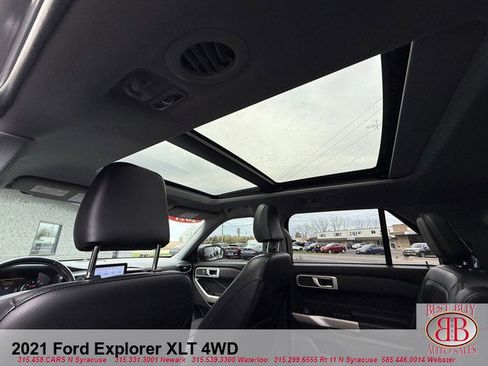 Used 2021 Ford Explorer XLT w/ Equipment Group 202A AWD/4WD image 14