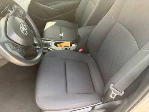 Used 2026 Toyota Corolla LE FWD image 12