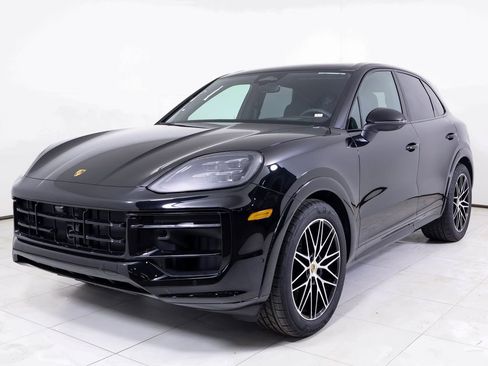 New 2026 Porsche Cayenne AWD/4WD image 1