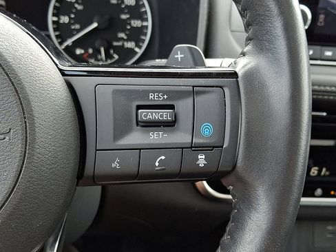 Certified 2023 Nissan Rogue SL image 25