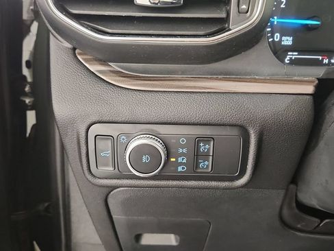 Used 2022 Ford Explorer Limited w/ Equipment Group 301A AWD/4WD image 30
