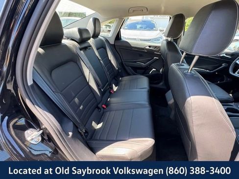 Used 2024 Volkswagen Jetta SE FWD image 21