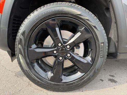 New 2026 Jeep Grand Cherokee L Limited w/ Limited Altitude Package RWD image 16