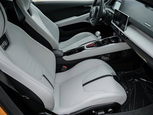 New 2025 Lotus Emira image 38