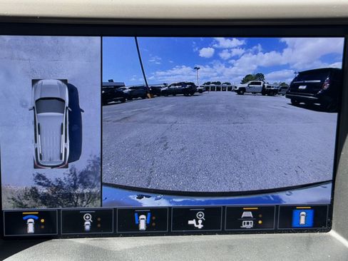 Used 2023 GMC Acadia Denali w/ Denali Ultimate Package image 18