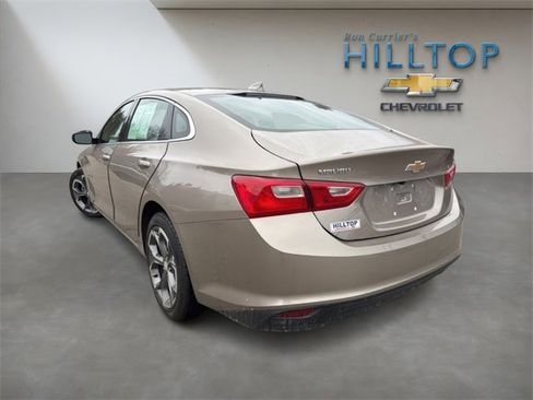 Used 2023 Chevrolet Malibu LT image 9