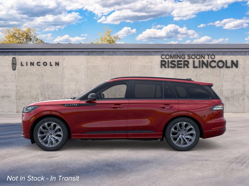 New 2026 Lincoln Aviator AWD w/ Jet Appearance Package image 3