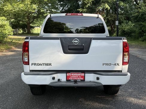 Used 2012 Nissan Frontier PRO-4X AWD/4WD image 7
