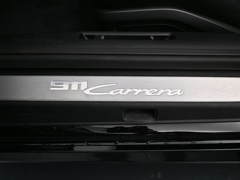 Certified 2021 Porsche 911 Carrera RWD image 11