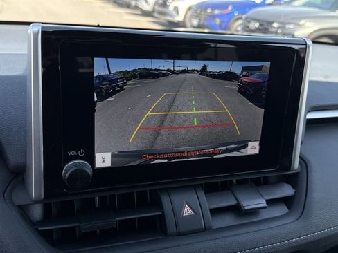 Used 2024 Toyota RAV4 XLE FWD image 18