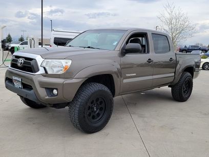 Used 2015 Toyota Tacoma 4x4 Double Cab w/ TRD Off-Road Package