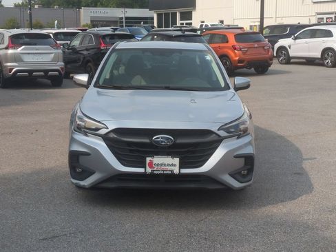 Used 2024 Subaru Legacy Premium AWD/4WD image 2