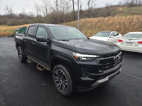 Used 2024 Chevrolet Colorado Z71 w/ LPO, Dark Essentials Package image 10