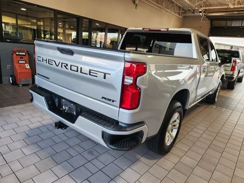 Used 2021 Chevrolet Silverado 1500 RST w/ Bed Protection Package RWD image 6